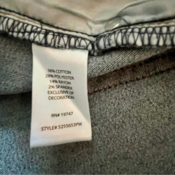 Pioneer Woman Pull on Jeans, stretchy pull on. Plus size 2X (20W-22W) NWT - Picture 7 of 10